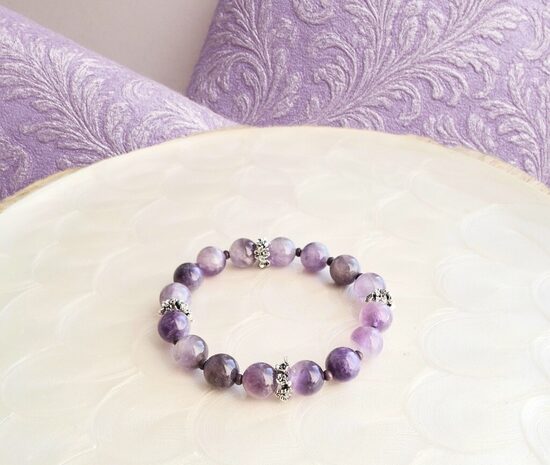 Ametista rokassprādze ar dekoriem